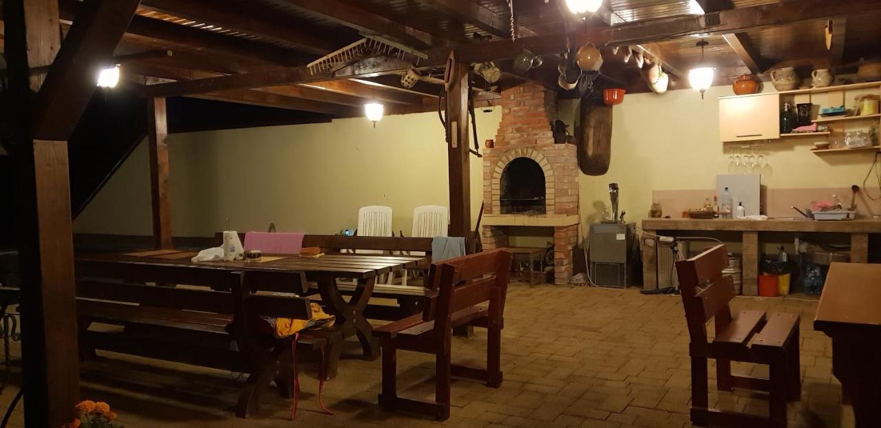 Limpedea Green House Baia Mare Bagian luar foto